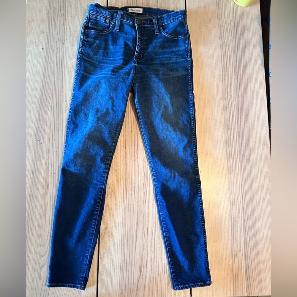 Madewell 10” High Rise Skinny Skinny in Smithley Wash- Size 29 - Picture 3 of 7